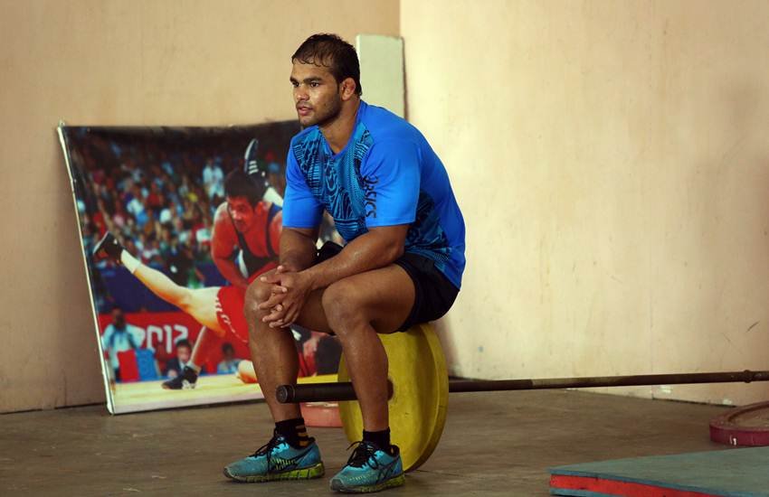 Loksabha Elections 2019, Elections 2019, Narsingh Yadav, Olympics, Wrestler, FIR, Election Campaign, Congress, Hindi News