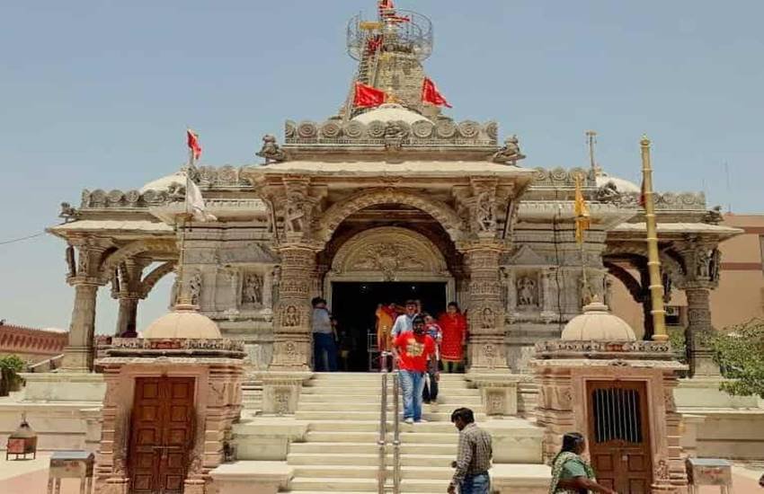 पिपलेश्वर महादेव मंदिर (इमेज क्रेडिट- यूट्यूब)। 