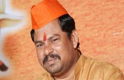 पाक सेना का दावा- भाजपा विधायक ने नकल कर गाना सैन्य बलों को किया समर्पित
