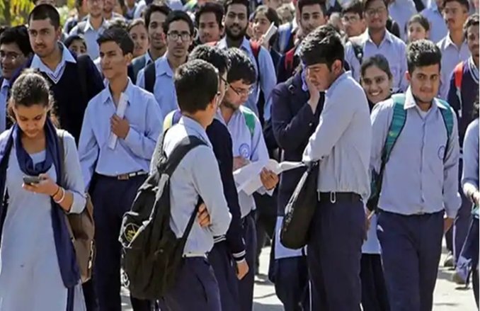 UP Board 10th Result 2019 Date: जानें कब, कहां और कैसे चेक कर सकेंगे रिजल्ट