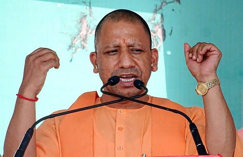 Yogi Adityanath, Uttar Pradesh, CM, BJP, Angry, Security Guards, Navratri, Navmi Pujan, Gorakhpur, UP News, Hindi News