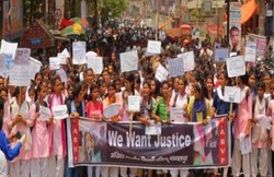 तेजाबी हमले की शिकार छात्रा को न्याय दिलाने निकला भागलपुर की सड़कों पर जुलूस