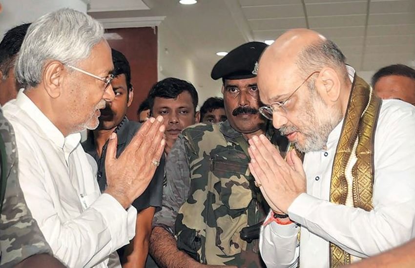 दूसरे चरण के चुनाव के दौरान बिहार में होगा घमासान। फोटो सोर्स : इंडियन एक्सप्रेस