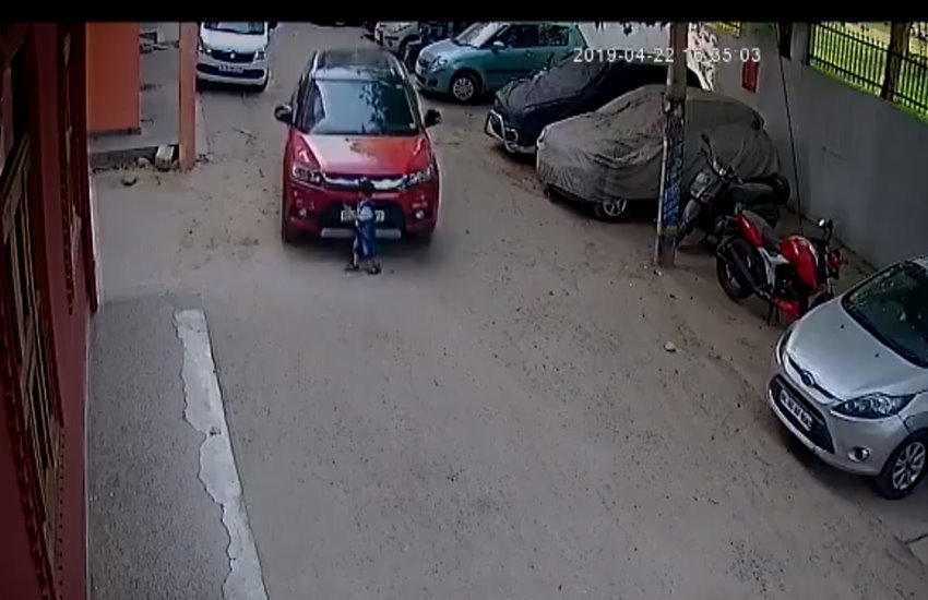 delhi, car, accident