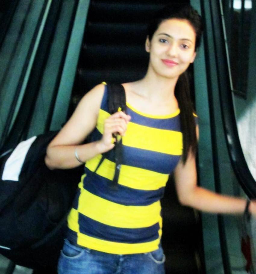 दिशा पाटनी, खुशबू पाटनी, khushboo patani, disha patani sister, disha patani, disha patani Family, disha patani Boigraphy, disha patani Boyfriend