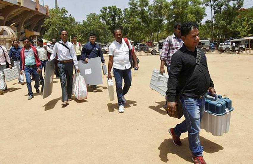 lok sabha election, lok sabha election 2019, election 2019, election 2019, election 2019 news, election live, live news, today live news, election today news, election commission of india, election commission of india up, election commission of india up news, up news, election 2019 live voting, lok sabha election live voiting, lok sabha chunav, lok sabha chunav live news, how to check name in voter list lok sabha election, lok sabha election 2019, election 2019, election 2019, election 2019 news, election live, live news, today live news, election today news, election commission of india, election commission of india up, election commission of india up news, up news, election 2019 live voting, lok sabha election live voiting, lok sabha chunav, lok sabha chunav live news, how to check name in voter list