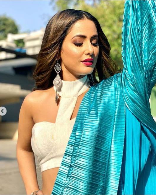"Hina Khan photos, Hina Khan abs, Hina Khan photos, Hina Khan workout, Hina fitness, Komolika, &nbsp;Kasautii Zindagii Kay star
