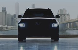 Hyundai Venue का नया टीजर VIDEO हुआ जारी, देश की पहली कनेक्टेड SUV की दिखी पहली झलक