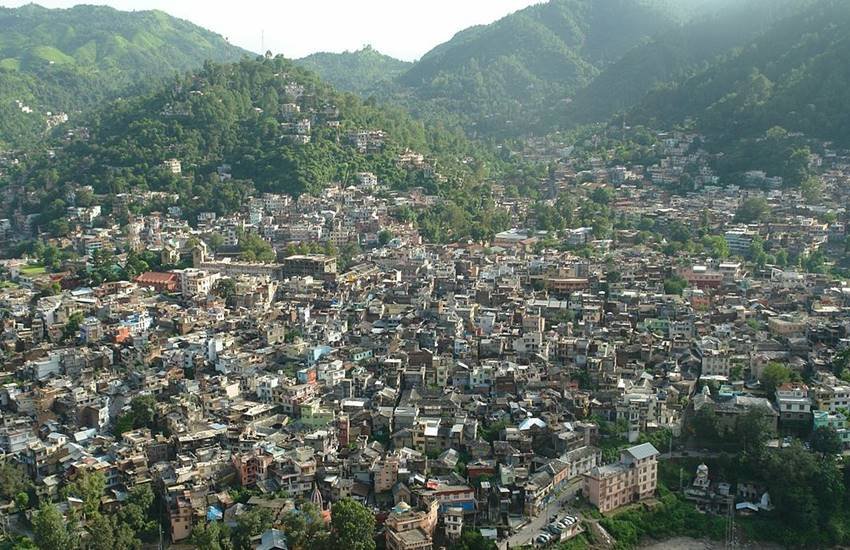 पूरे हिमाचल प्रदेश का क्षेत्रफल लगभग 55 हजार वर्ग किलोमीटर है वहीं अकेले मंडी लोकसभा क्षेत्र ही 34 हजार वर्ग किलोमीटर में फैला है। (फोटो-Wikipedia)