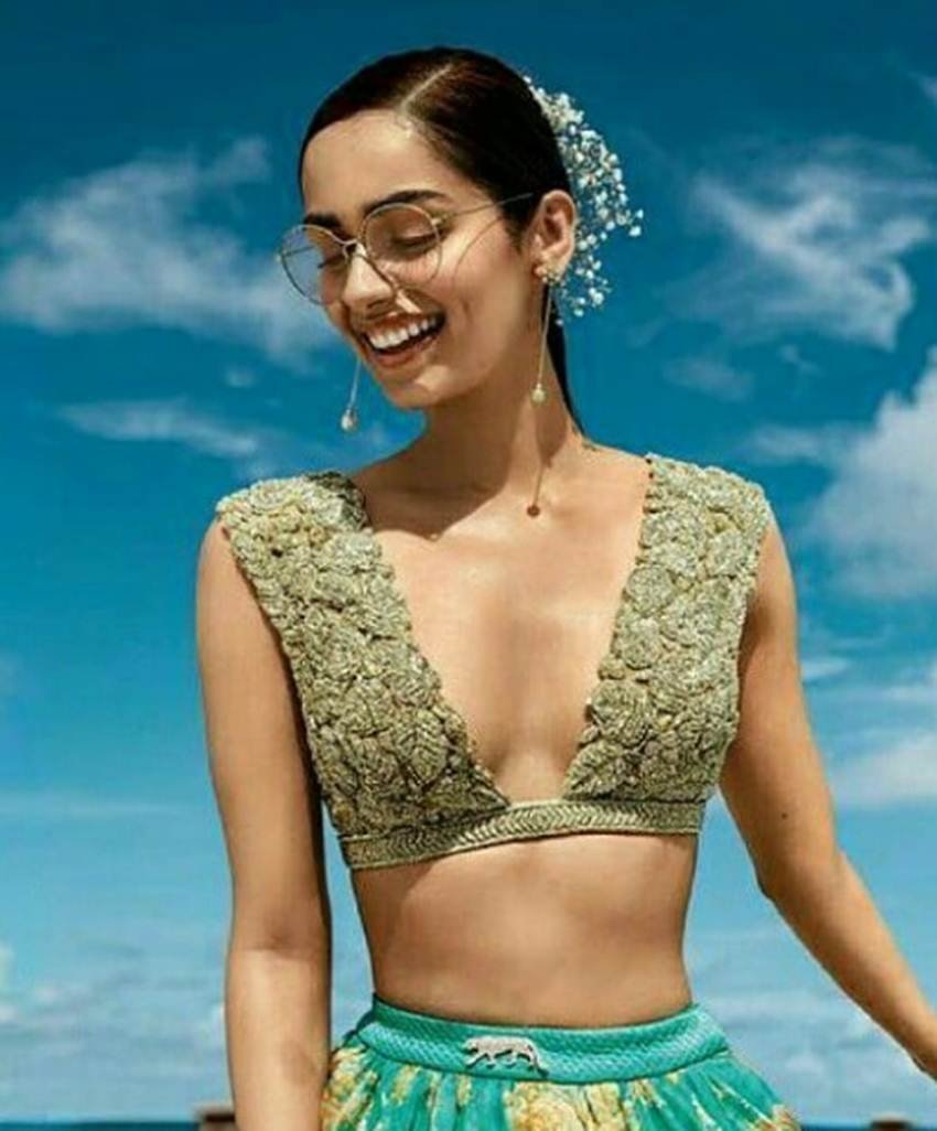 Manushi Chillar, Sabyasachi Mukherjee, Seychelles, Manushi Chillar wedding photoshoot, Manushi Chillar education, Sabyasachi instagram, मानुषी छिल्लर, सब्यसाची, मानुषी छिल्लर का वेड