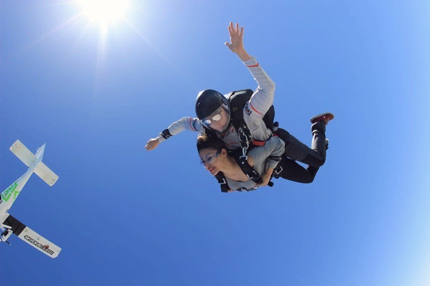 mouni roy, mouni roy sky diving, naagin actress mouni roy , mouni roy sky diving photo, mouni roy share photo, mouni roy latest photo, mouni roy fly in sky
