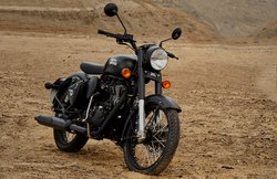 Royal Enfield ने ABS से लैस की अपनी बाइक रेंज, जारी की नई प्राइस लिस्ट