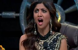 Video: ‘बाबू, मैं हो गया बेकाबू’, Shilpa Shetty से होस्ट ने किया फ्लर्ट, एक्ट्रेस ने ऐसे किया रिएक्ट