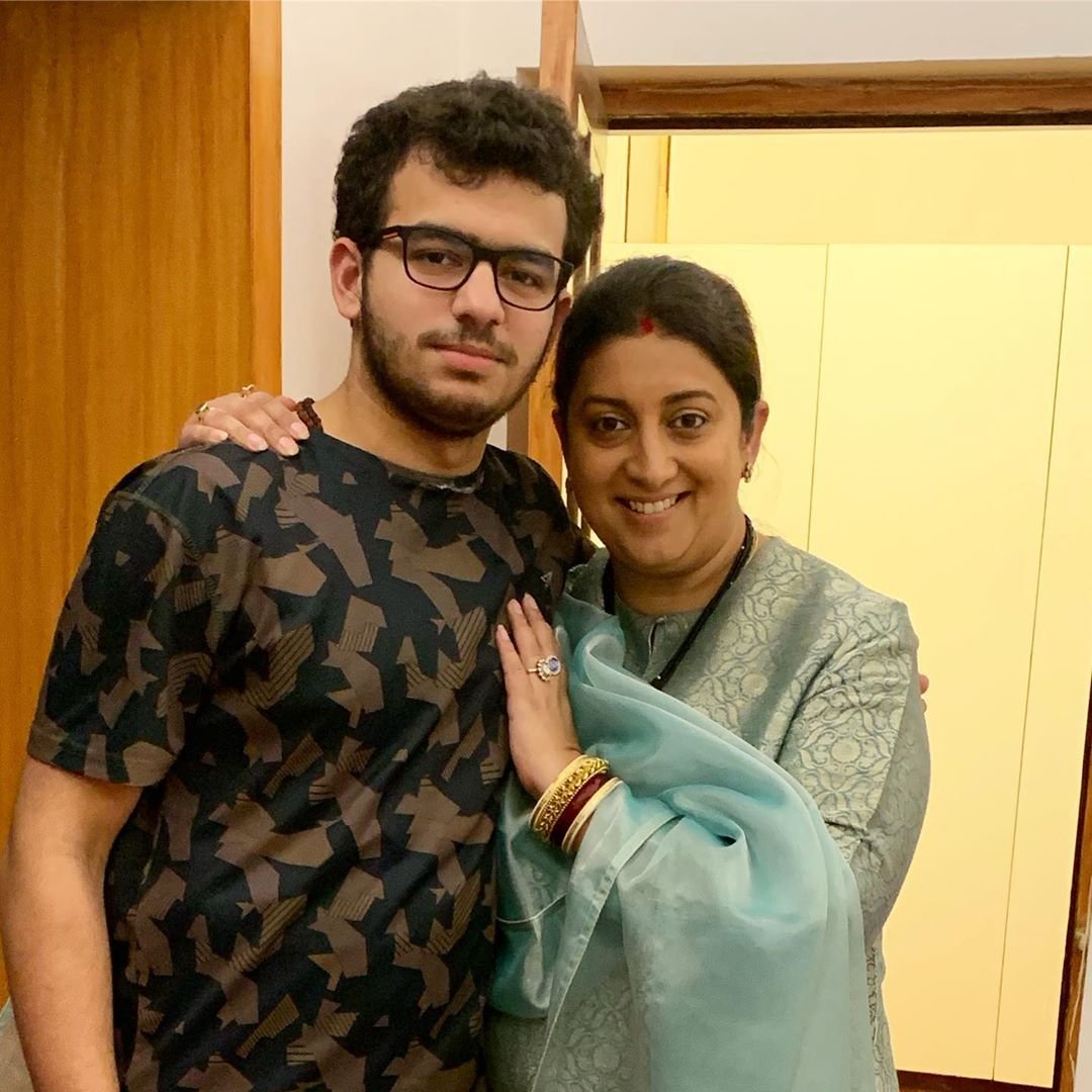 Smriti Irani, Smriti Irani Instagram, Smriti Irani son, Smriti Irani textile minister, Smriti Irani Maa Ka Atyachaar, Kahaani Ghar Ghar Ki, Smriti Irani family, Smriti Irani family picture, Mumbai Guide, Famous Personalities,Famous Personalities, Famous Personalities of India, Famous People, ,Smriti Irani,Zohr Irani,Smriti Irani Instagram