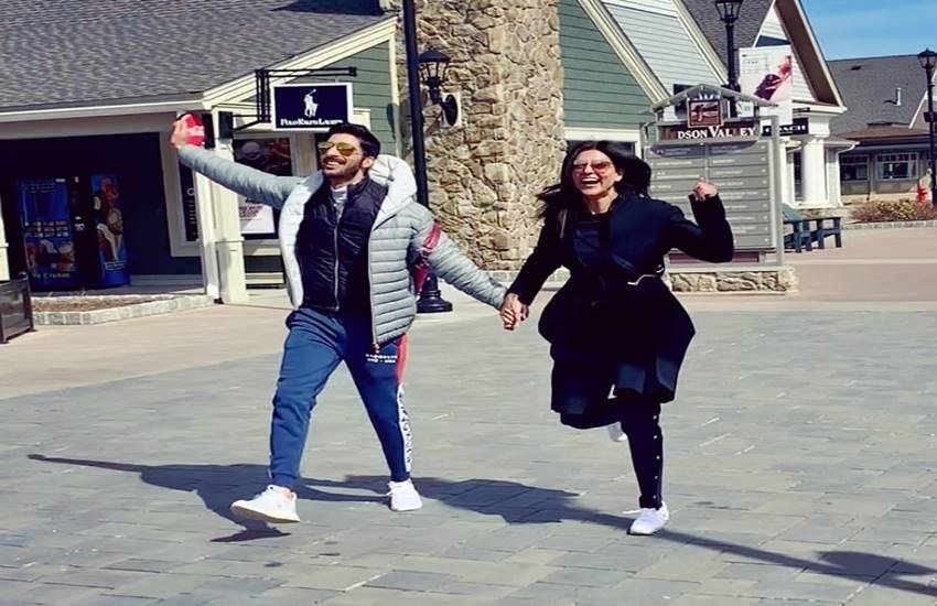 sushmita sen and rohman shawl, sushmita sen with boyfriend, sushmita sen instagram photo