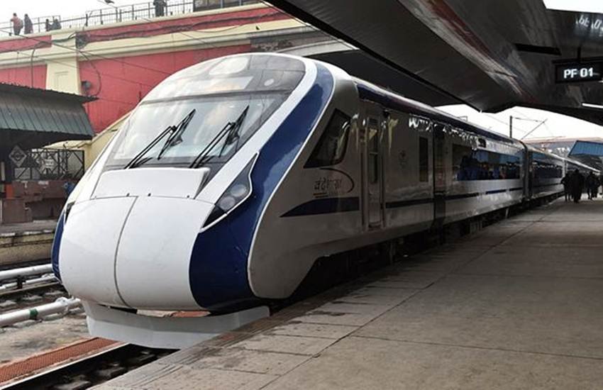 Indian railways, Vande Bharat Express, Train 18, Stone pelting, varanasi, kanpur, train 18 route, train 18 booking, train 18 fare, Hindi news, news in Hindi, latest news, today news in Hindi Indian railways, Vande Bharat Express, Train 18, Stone pelting, varanasi, kanpur, train 18 route, train 18 booking, train 18 fare, Hindi news, news in Hindi, latest news, today news in Hindi