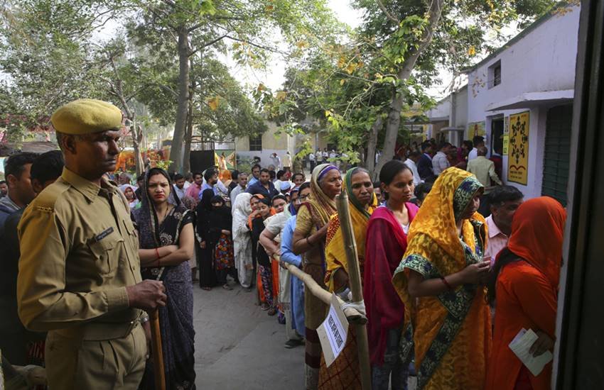 what is allowed and not allowed in a polling booth, polling station, election commission of india, lok sabha elections, polling officer
