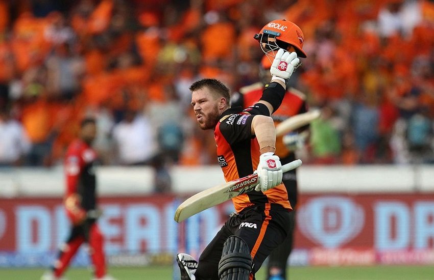 IPL 2019: तीन बार ऑरेंज कैप जीतने वाले इकलौते खिलाड़ी बने डेविड वार्नर। (picture source IPL official site)