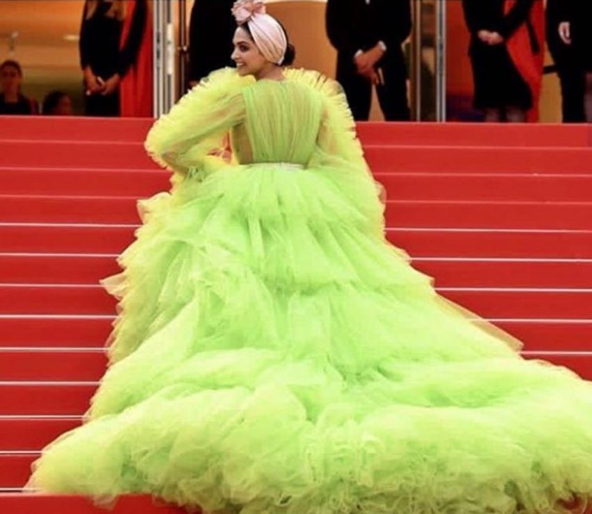 Deepika Padukone, Deepika Padukone, social media users slay deepika padukone for dressing parrot color, dress in can Deepika Padukone cannes 2019 red carpet Dress, deepika padukone trolled in social media, entertainment news, bollywood news, television news