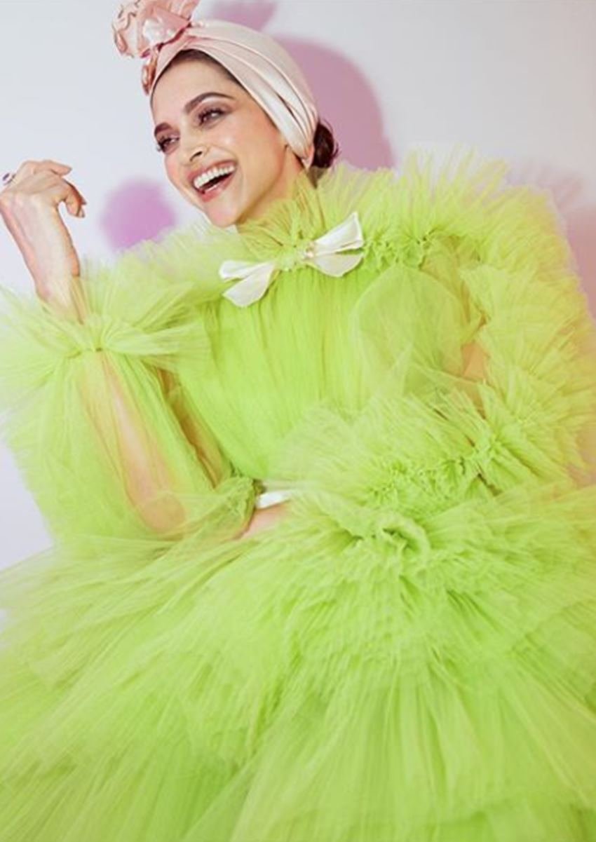 Deepika Padukone, Deepika Padukone, social media users slay deepika padukone for dressing parrot color, dress in can Deepika Padukone cannes 2019 red carpet Dress, deepika padukone trolled in social media, entertainment news, bollywood news, television news