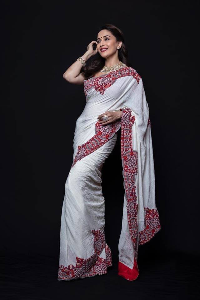 jansatta photo gallery, jansatta photos, madhuri dixit, madhuri dixit birthday looks, madhuri dixit latest photos, madhuri dixit fashion, madhuri dixit smile, madhuri dixit saris, madhuri dixit ethnic saris