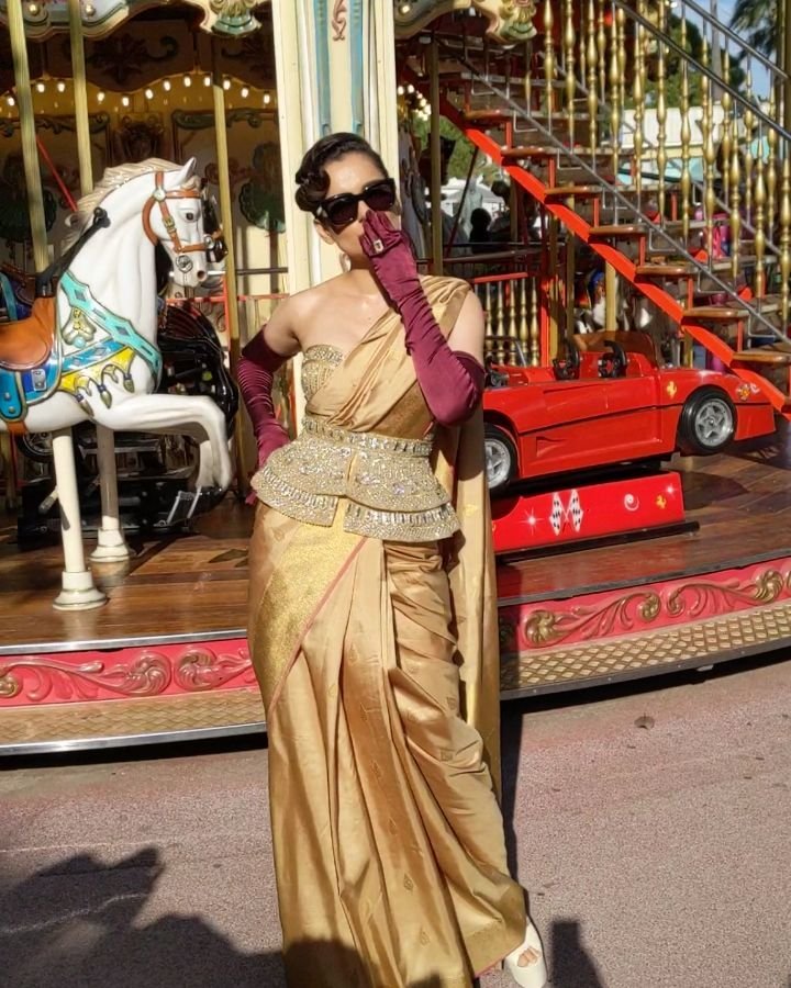 Priyanka Chopra, Deepika Padukone, Kangana Ranaut, Cannes Film Festival, Cannes Film Festival Pics, Priyanka Chopra Cannes Pics, Deepika Padukone Cannes Pics, Kangana Ranaut Cannes Pics, Priyanka Chopra Cannes Dress"
