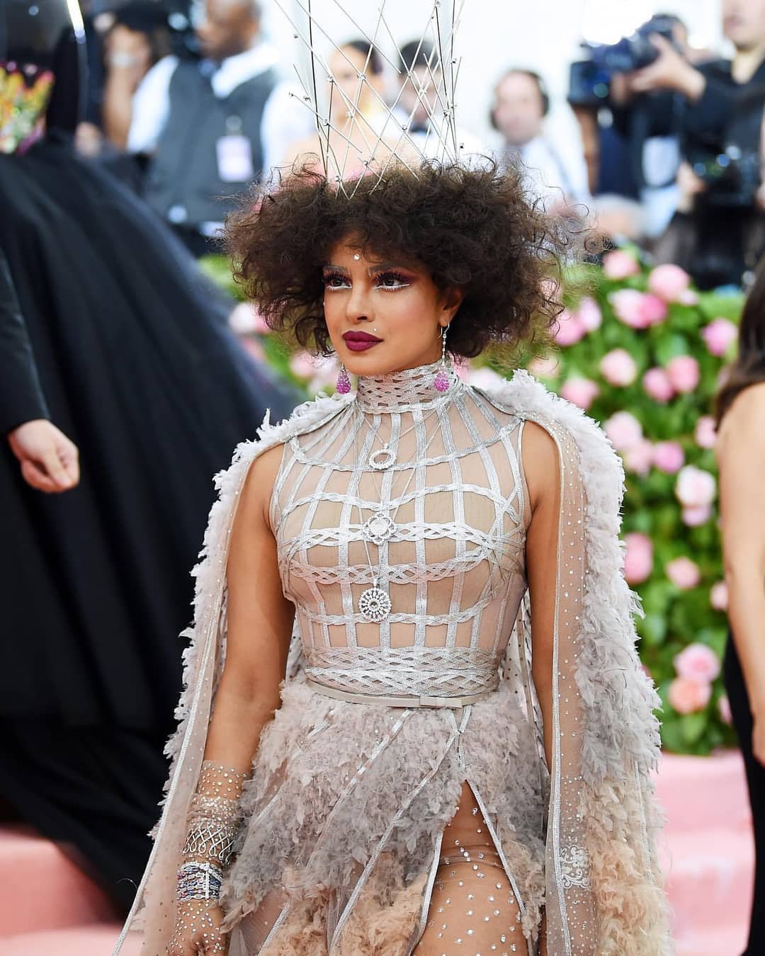 "deepika padukone,deepika padukone met gala 2019,met gala 2019,met gala 2019 red carpet,priyanka chopra,priyanka chopra jonas met gala 2019,priyanka chopra met gala 2019