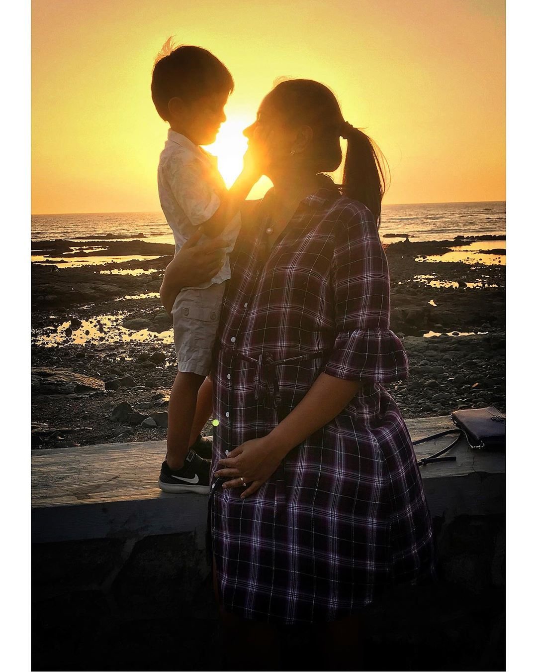 sameera reddy,Sameera Reddy pregnant,Sameera Reddy Instagram