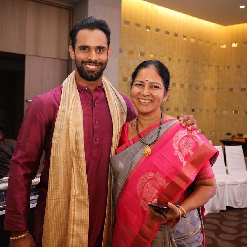 Indian test Cricketer, Hanuma Vihari, traditional ceremony, longtime girlfriend, Hanuma Vihari, Preethiraj Yeruva, knot with Preetiraj, sport news, sport news hindi, today news, latest news, cricketer wedding, sport news, sport news hindi