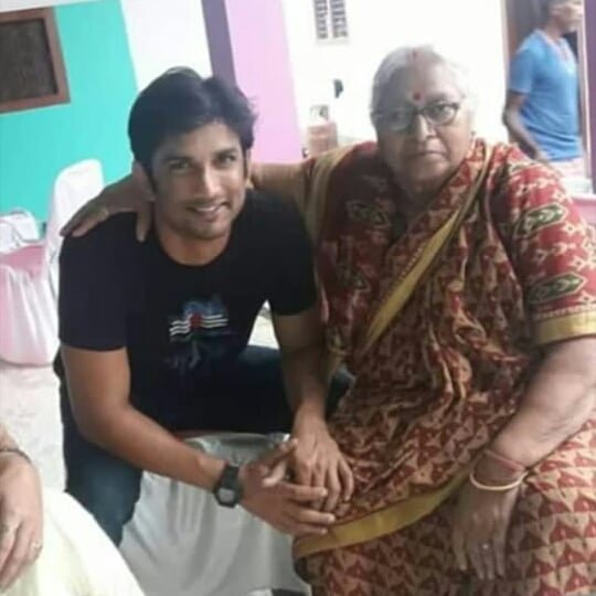 बोरनी के बाद सिंह सहरसा में अपने रिलेटिव से मिलने पहुंचे।