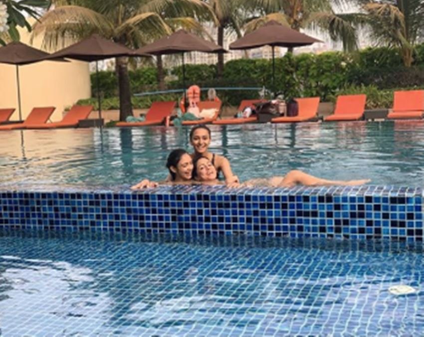 Hina Khan, Pooja Banerjee, Erica Fernandez, Erica Fernandez enjoying underwater, Erica Fernandez hot pictures, Erica Fernandez, hina khan and Erica Fernandez, pictures of Erica Fernandez, Kasautii Zindagii Kay actresses in swimming pool, Erica Fernandez doing fun, Erica Fernandez and hina khan having fun together, entertainment news, bollywood news, television news, entertainment news,