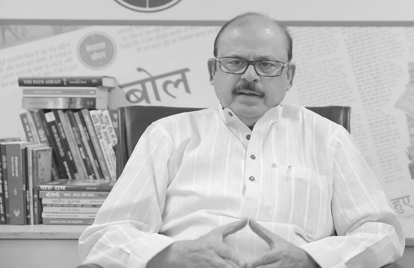 बारादरी की बैठक में तारिक अनवर सभी फोटो : आरुष चोपड़ा