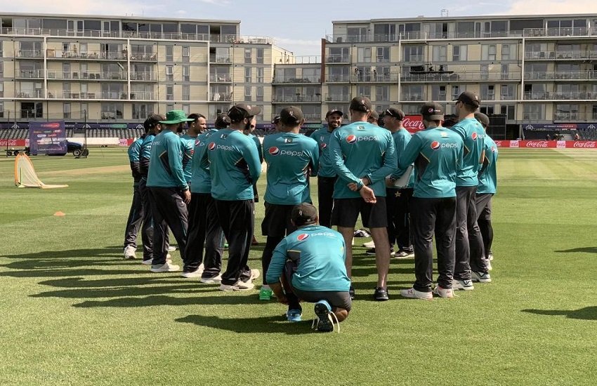 पीसीबी ने अपने खिलाड़ियों को सुनाया ये बड़ा फैसला (फोटो सोर्स-pcb twitter)