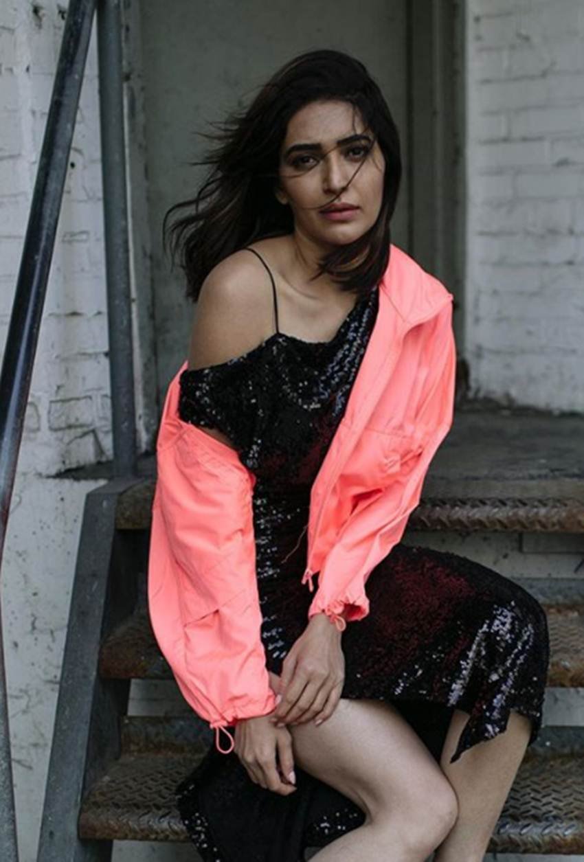 Karishma Tanna, Karishma Tanna Naagin, Karishma Tanna Naagin 3, Karishma Tanna Photos, Karishma Tanna Videos, Karishma Tanna Gauri, Karishma Tanna kayamat ki raat