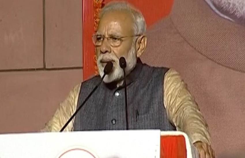2019 लोकसभा चुनाव में प्रचंड बहुमत के बाद बीजेपी मुख्यालय में कार्यकर्ताओं को संबोधित करते हुए पीएम नरेंद्र मोदी। (फोटो सोर्स: ANI)