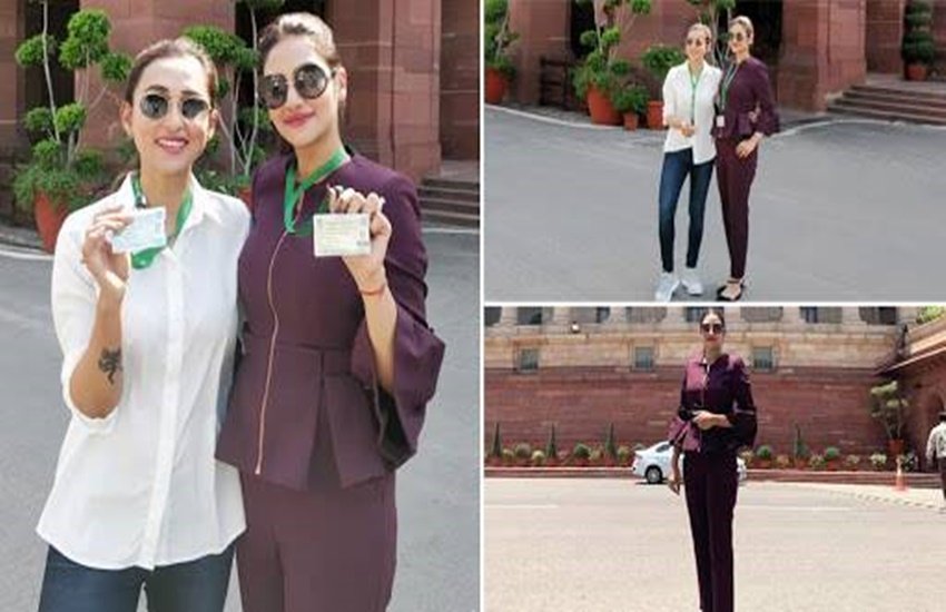 एक्ट्रेस से राजनेता बनीं सांसद मिमी चक्रव्रती और नुसरत जहां। (फोटो सोर्स- सोशल मीडिया)