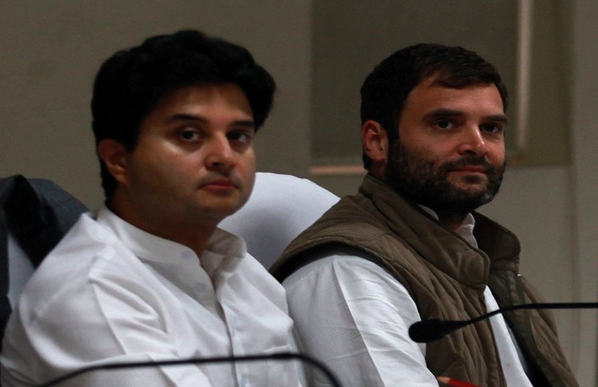 कांग्रेस अध्यक्ष राहुल गांधी और पार्टी महासचिव ज्योतिरादित्य सिंधिया। (एक्सप्रेस फोटो-रेणुका पुरी)