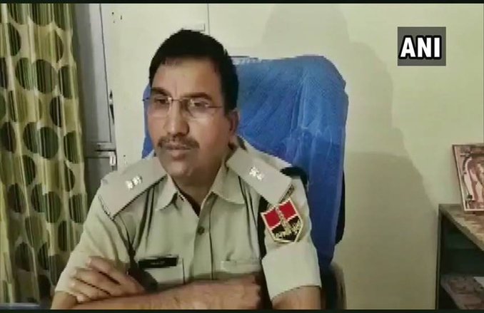 Rajasthan: ससुराल वालों ने पीटा और फाड़ दिए कपड़े, नग्न अवस्था में थाने पहुंची महिला, रास्ते में फोटो खींचते रहे लोग