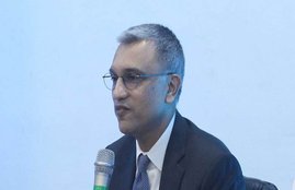 Jet Airways, Jet Airways CEO Resigns, CEO Vinay Dube, Vinay Dube, Vinay Dube Resigns, Who is Vinay Dube, Jet Airways, Business News, India News, Hindi News, latest hindi news, latest news in hindi, today hindi news, news in Hindi, news Hindi