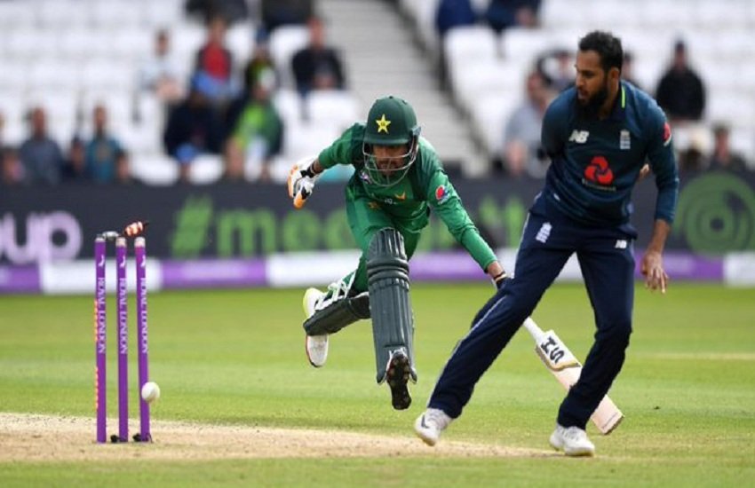Eng vs Pak: आदिल राशिद ने धोनी की तरह रनआउट किया। (pc- ICC official twitter) 