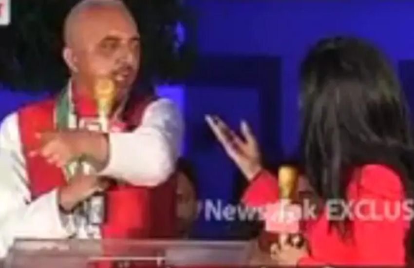 anjana vs akhilesh anjana vs akhilesh