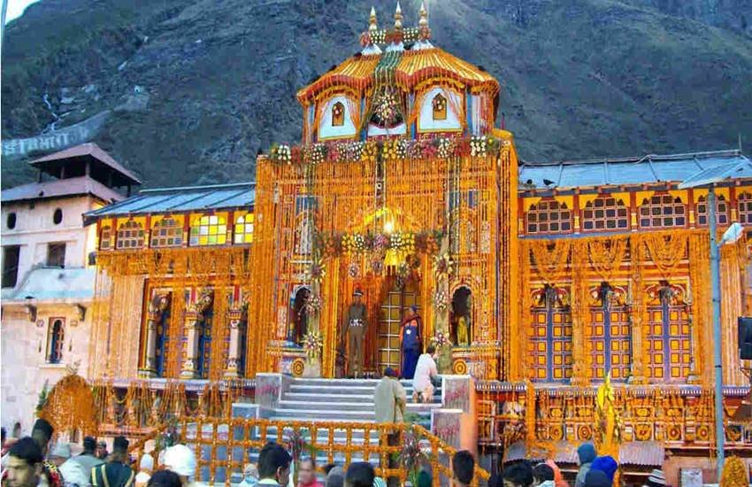 Uttarakhand, States and union territories of India, Hindu temples, Vishnu temples, Tourism in Uttarakhand, Chamoli district, Vaishnavism, Hindu pilgrimage sites in India, Badrinath Temple, Badrinath, Garhwal Himalaya, Garhwal, Badri (Vishnu), Badrinath"