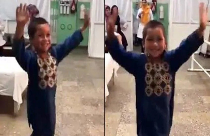 विस्फोट में खो दिए थे पैर, प्रोस्थेटिक लेग से किया डांस इंटरनेट पर वायरल