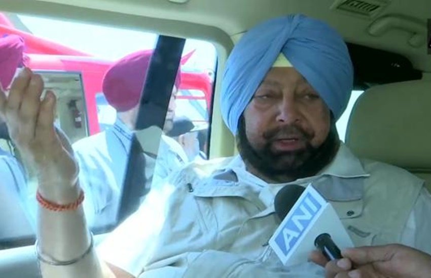 सीएम कैप्टन अमरिंदर सिंह और स्थानीय निकाय मंत्री नवजोत सिंह सिद्धू का टकराव खुलकर सामने आ चुका है।(फोटो-ANI) सीएम कैप्टन अमरिंदर सिंह और स्थानीय निकाय मंत्री नवजोत सिंह सिद्धू का टकराव खुलकर सामने आ चुका है।(फोटो-ANI)