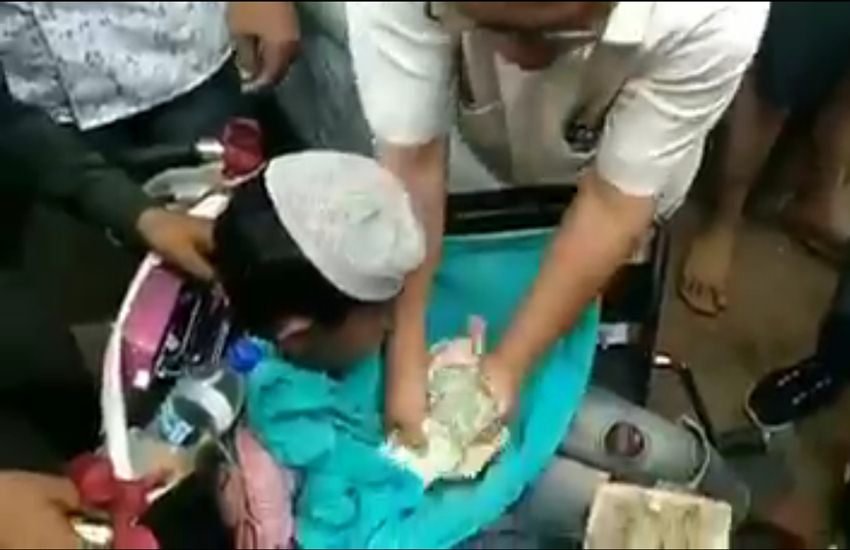 वायरल हो रहे वीडियो का स्क्रीनशॉट। वायरल हो रहे वीडियो का स्क्रीनशॉट।