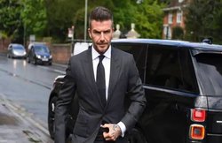 इंग्लैंड के पूर्व फुटबॉल कप्तान डेविड बैकहम पर ड्राइविंग बैन और जुर्माना