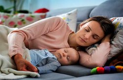 डिलीवरी के बाद खुद को हेल्दी रखने के लिए करें इन टिप्स को फॉलो