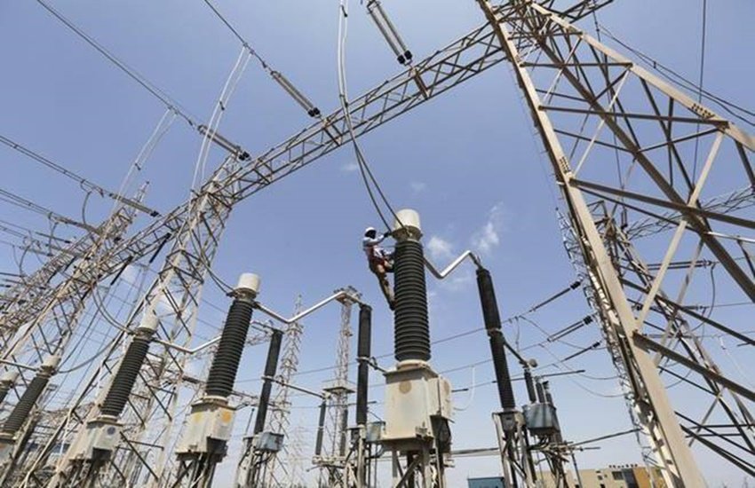 Uttar Pradesh, Electricity department, power cut, farmers, farmers protest Banda, illegal mining