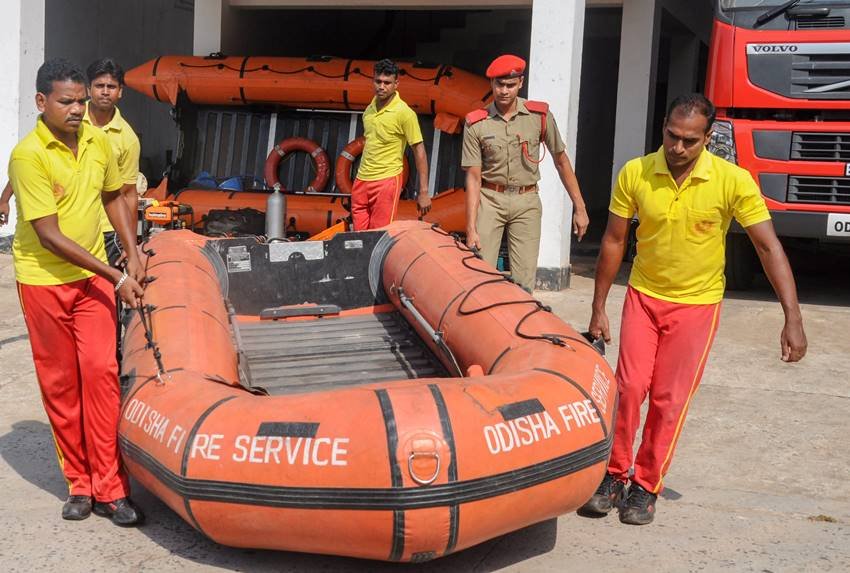 cyclone fani, cyclone fani live, cyclone fani news, cyclone fani kolkata, cyclone fani live news, cyclone fani video, cyclone fani live video, cyclone fani location, weather today, today weather, cyclone fani in chennai, weather report today, weather forecast, weather forecast today, cyclone fani news, fani cyclone, fani cyclone today news