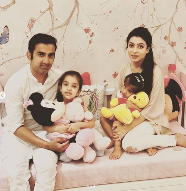 Aazeen Gambhir, Gautam Gambhir, Gautam Gambhir defamation case, Arvind Kejriwal, Natasha gambhir, jansatta gallery, jansatta photos,